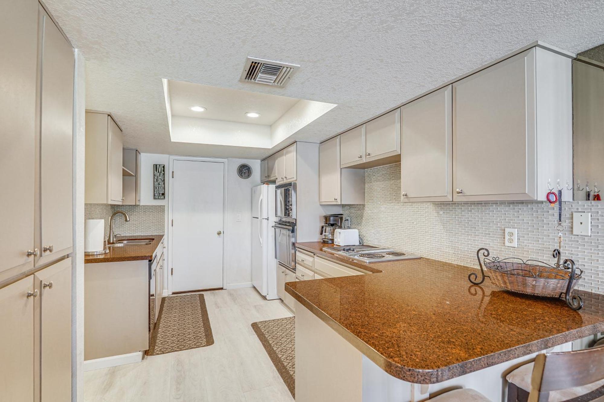 Lake Havasu Condo With Pool Less Than 1 Mi To London Bridge! Лейк-Гавасу-Сіті Екстер'єр фото